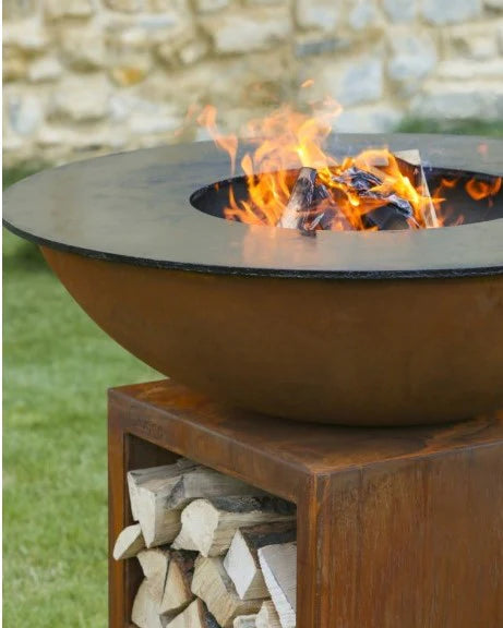 Quoco-Piatto-Large-Corten-Detailsfeer.webp