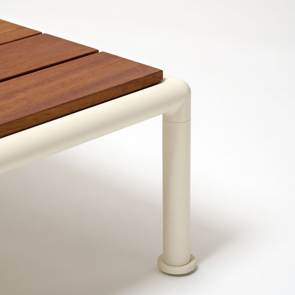 Roè Vierkante Middensalontafel