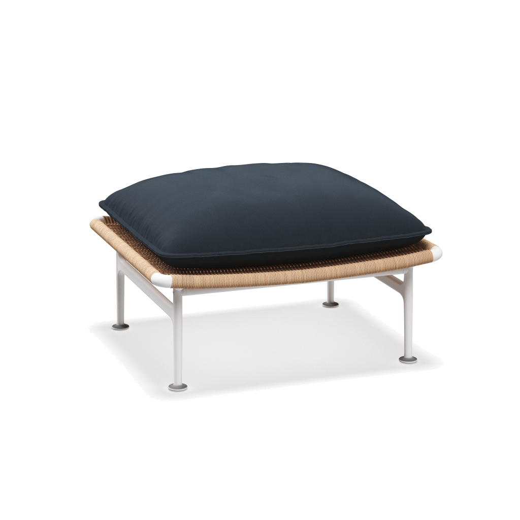 Zenith ottoman — White Wheat met Tuck Denim