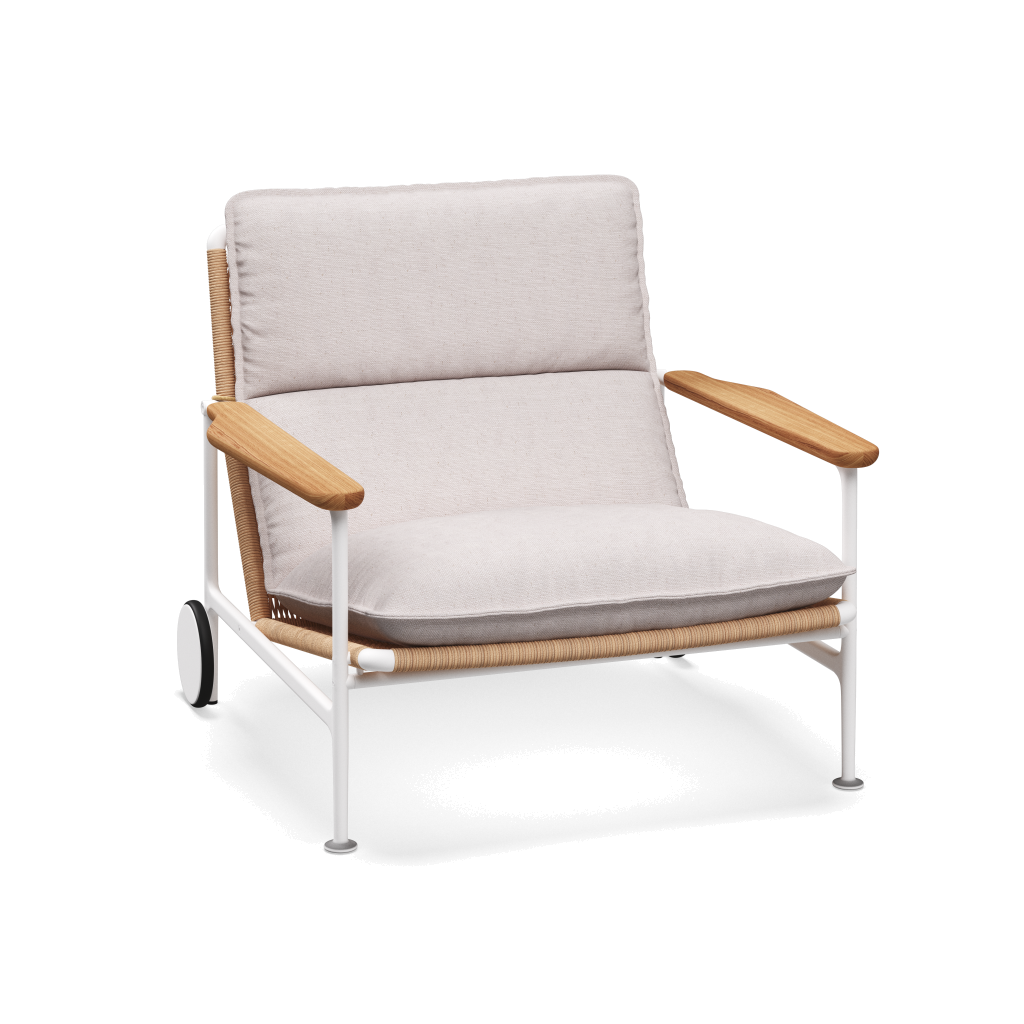 Zenith loungestoel met teakhouten armleuningen — White Wheat Natural met Ground Beach