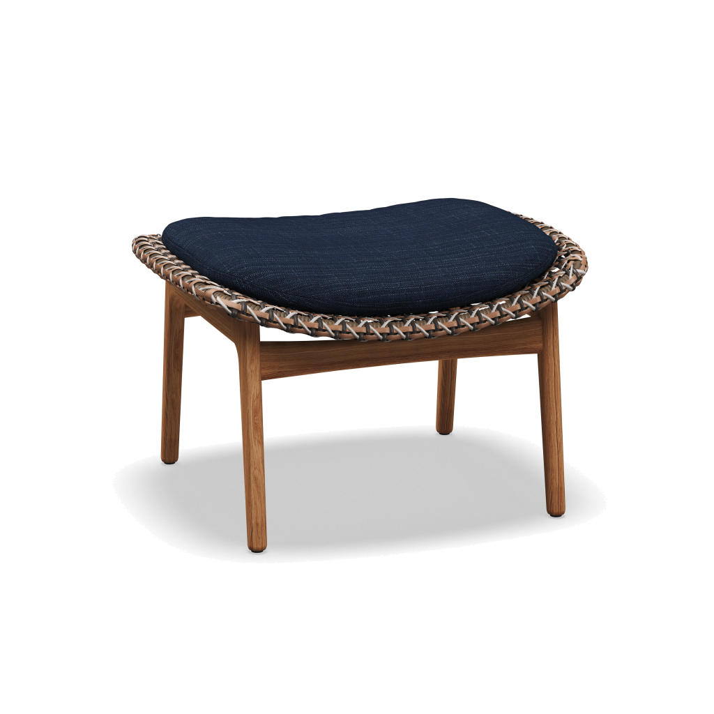 Kay Ottoman — Brindle Wicker met Willa Denim