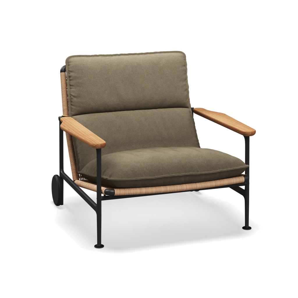 Zenith loungestoel met teakhouten armleuningen — Meteor Wheat Natural met Heritage Ashe