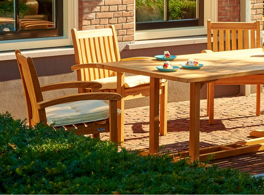 Soraya Table