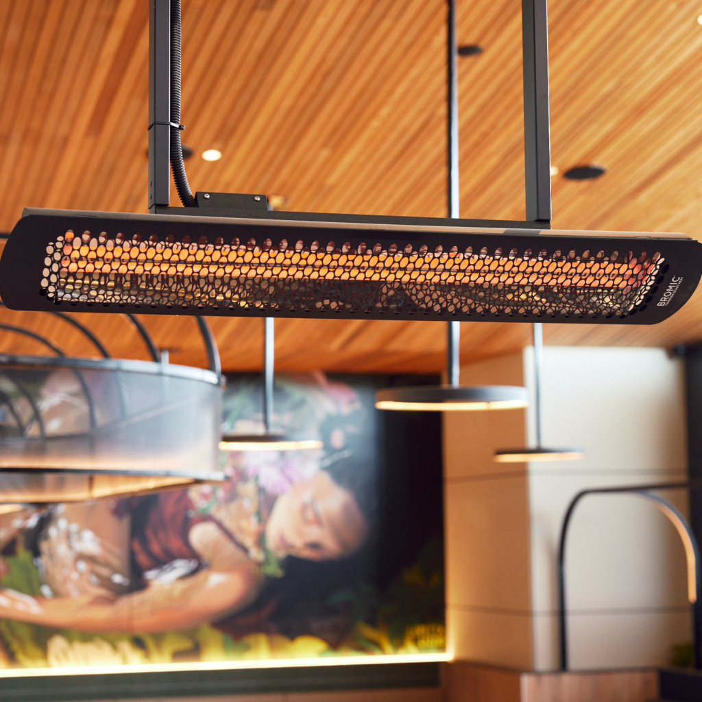Bromic Tungsten Electric opgehangen aan een Tube Suspension Kit