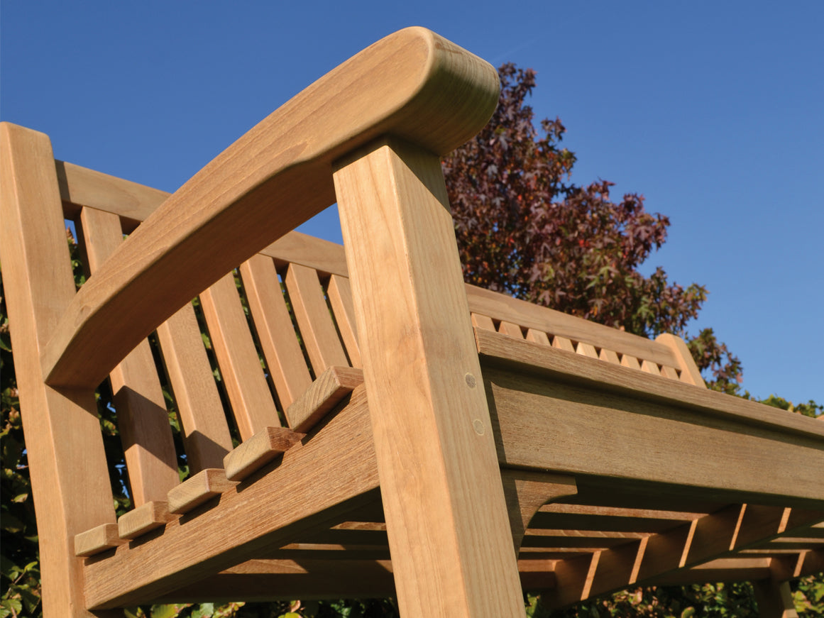 Victoria Bench