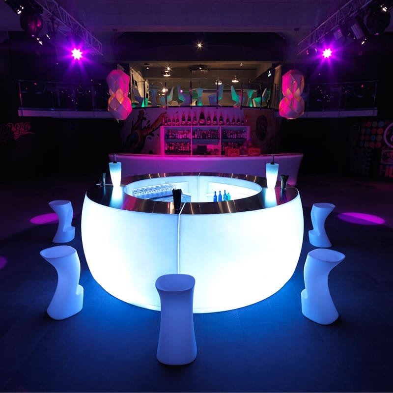Vondom-Fiesta-bar.jpg