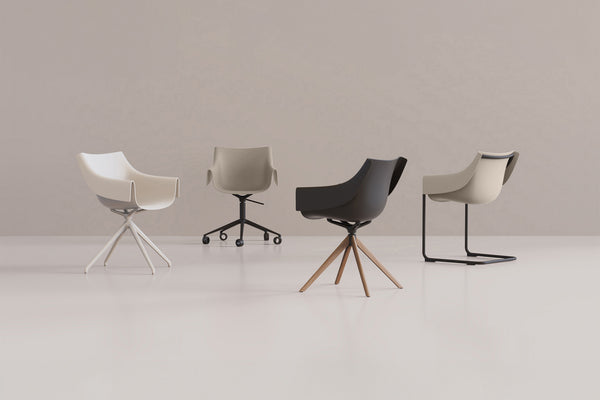 Vondom Manta Swivel Armchair