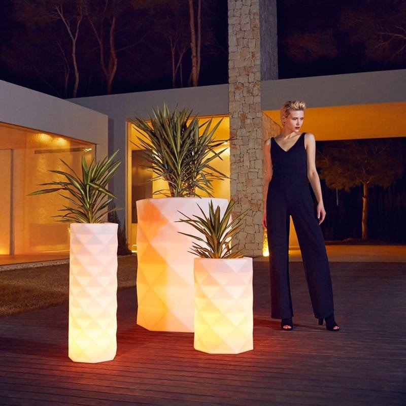 Vondom-Marquis-planter.jpg