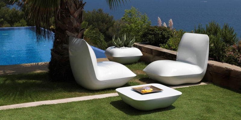 Vondom-Pillow-lounge-cute-corner-1024x512-1.jpg