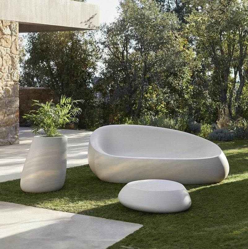 Vondom-Stone-coffee-table-Stefano-Giovannoni_1-2-1022x1024-1.jpg