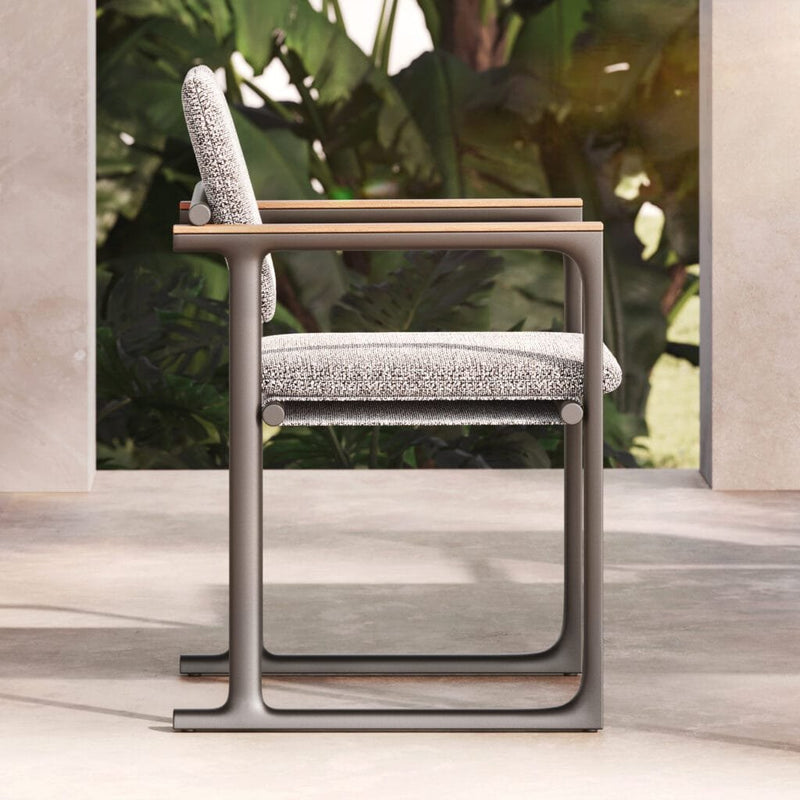 Vondom-Tulum-Eugeni-Quitllet-3-1024x1024-1.jpg