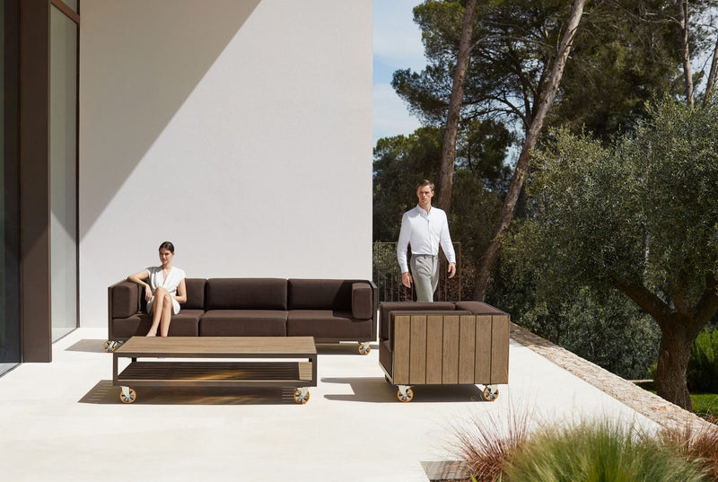 Vondom-Vineyard-Ramon-Esteve-18.jpg