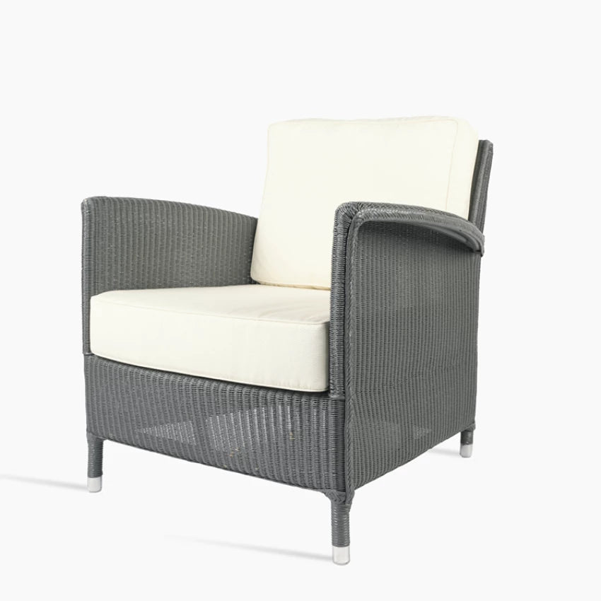 Dovile Lounge Chair
