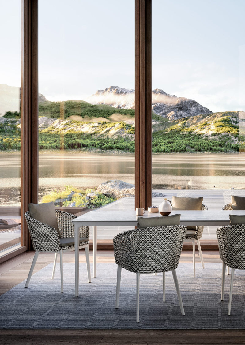 dedon-secret-lakeside-bellmonde-mbrace-alu-scaled.jpg