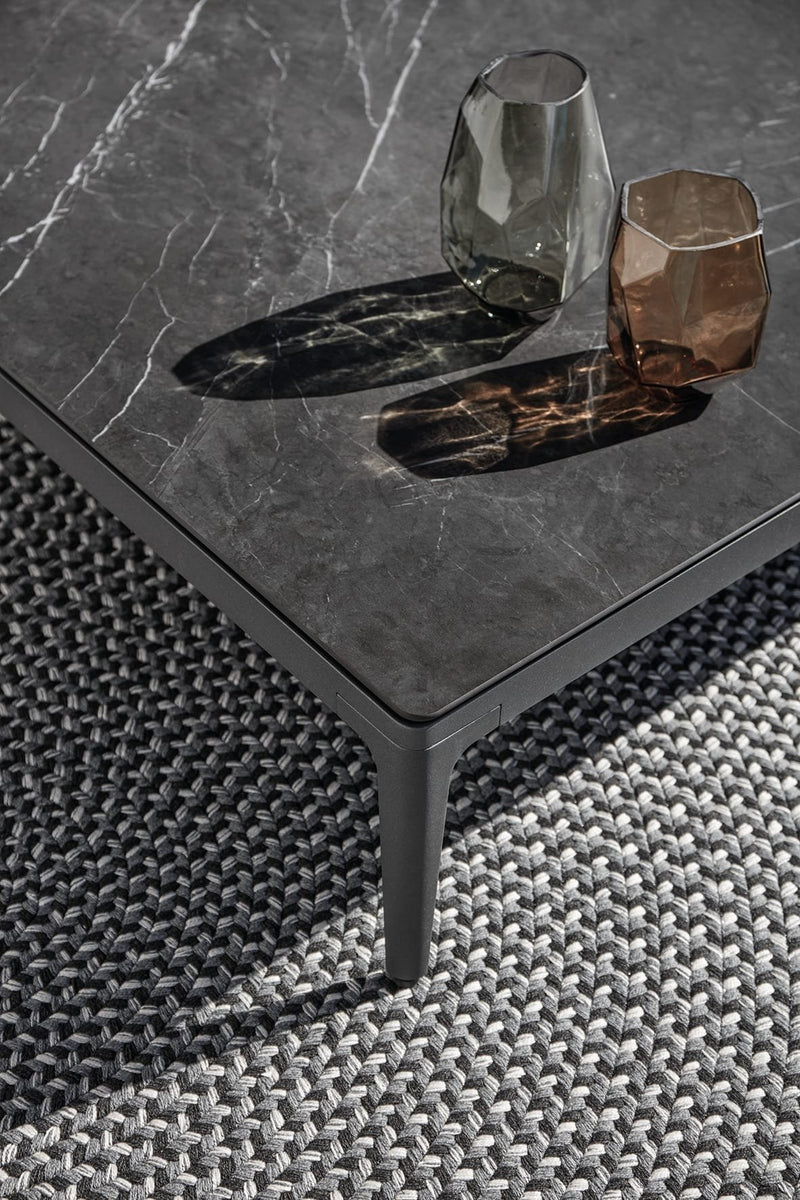 grid-seating-detail-4.jpg