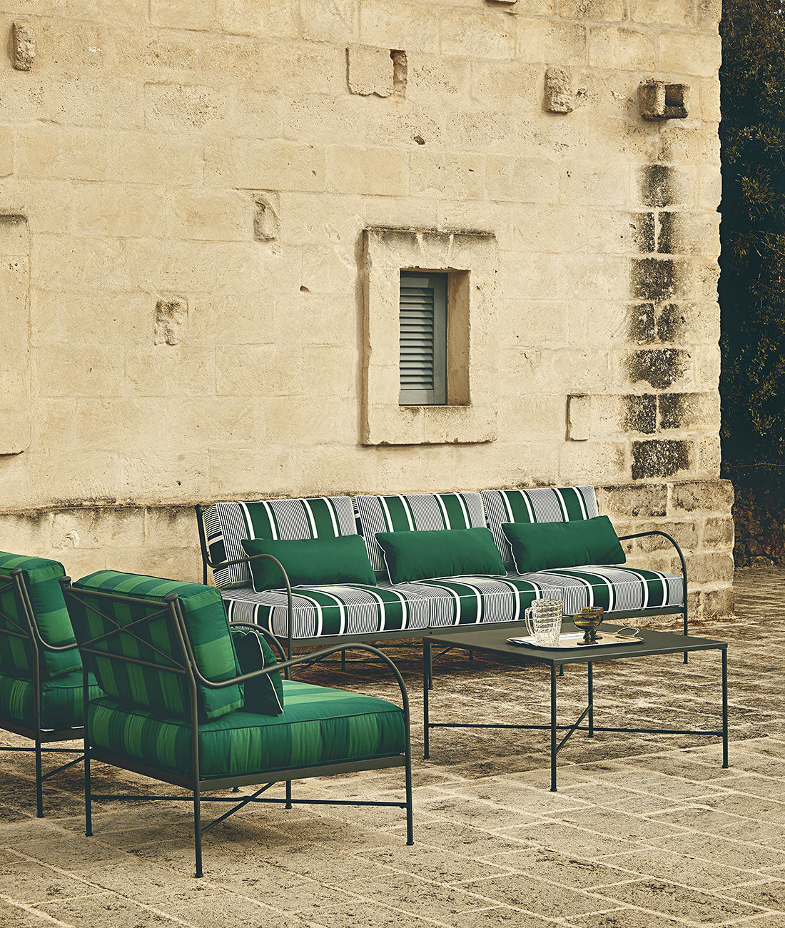 Unopiù Igea Sofa 227 / 83 / 82