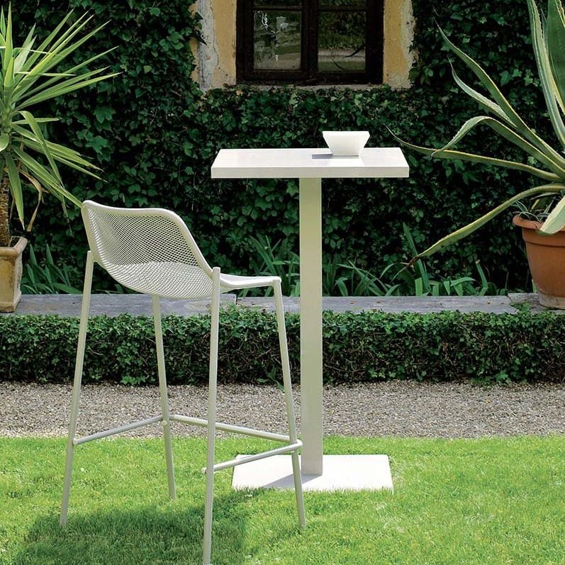 sgabello-tavolo-alto-round-emu-esterno-giardino-acciaio-bianco.jpg