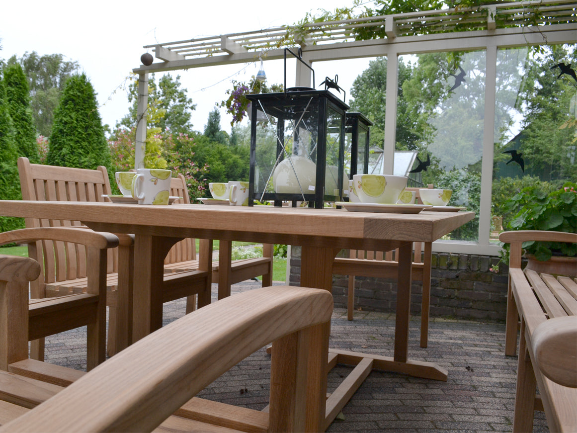 Soraya Table