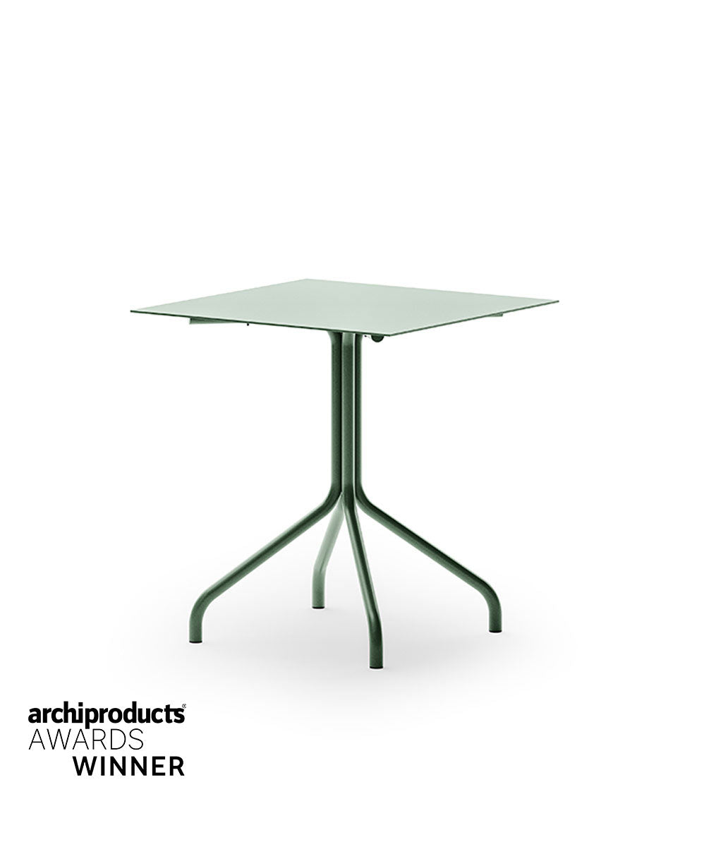 Unopiù Salò Eettafel