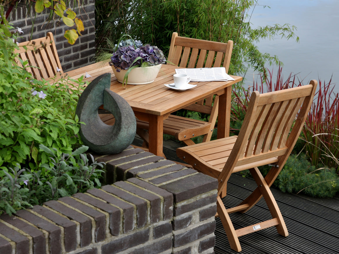 Theodora Table