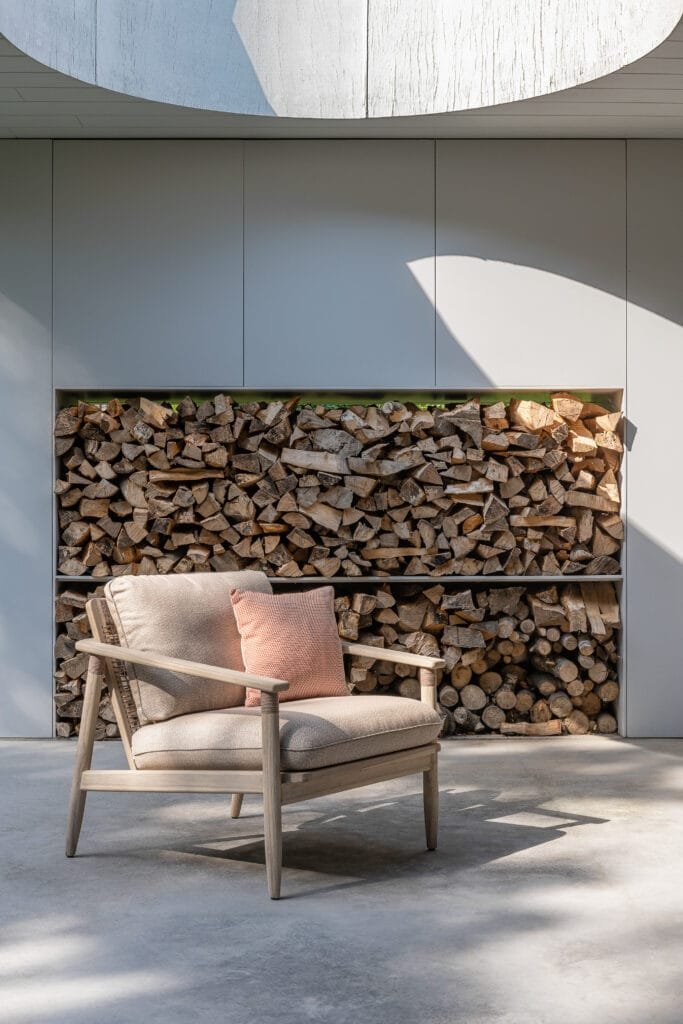vincent-sheppard-david-lounge-chair-683x1024-1.jpg