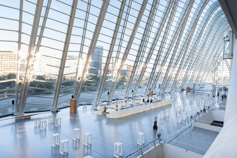 vondom-museo-de-las-ciencias-mobiliario-para-eventos.jpg