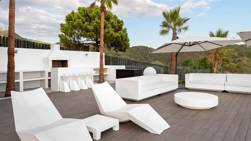 vondom-villa-cronos-muebles-de-exterior-vanguardistas-4.jpg