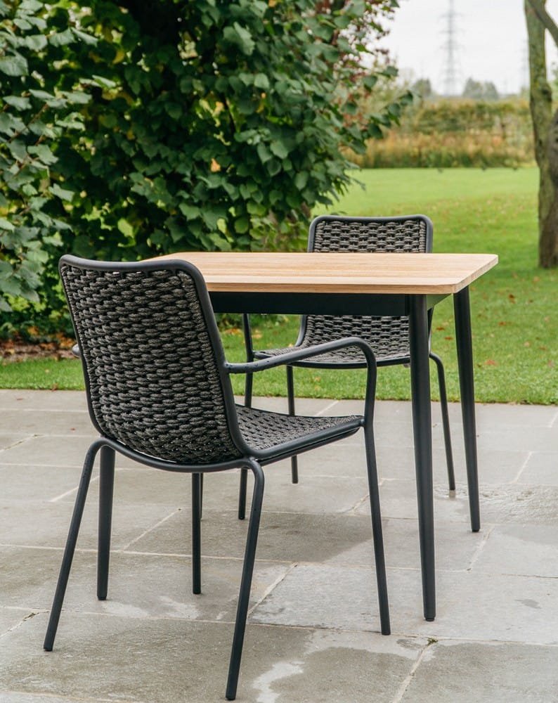 w1608h1000zcZCq85_vincent-sheppard-max-dining-table-oscar-dining-armchair.jpg