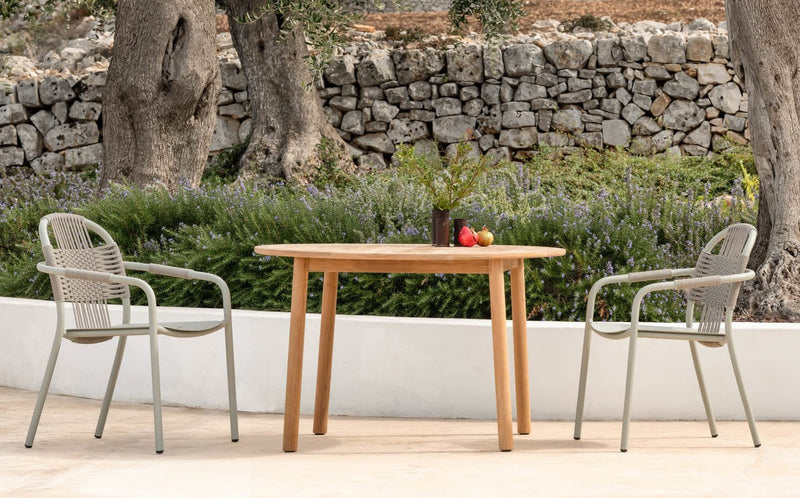 w1608h1000zcZCq85_vincent-sheppard-sam-dining-table-cleo-dining-chair.jpg