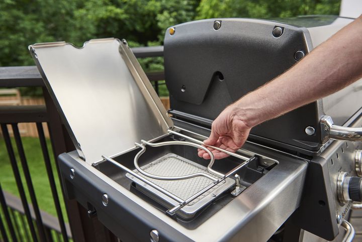 Working for side burner