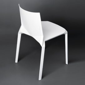 Plana chair white