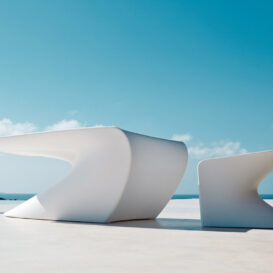 _outdoor-design-furniture-table-stool-wing-a-cero-vondom (1)