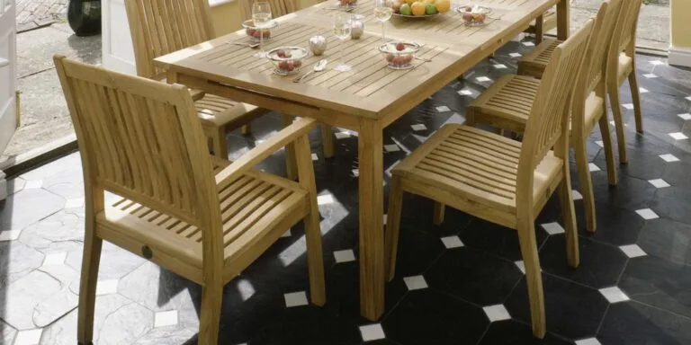 Barlow Tyrie Monaco dining set inside 1024x512 1