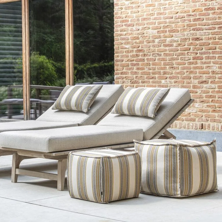 Gommaire tissu extérieur accessoires carré pouf moelleux passepoil G560 K Anvers 2