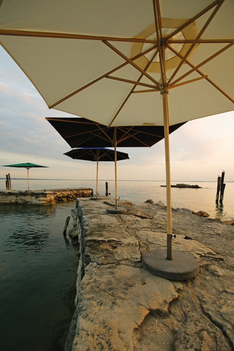 Weishaupl Teak Parasol