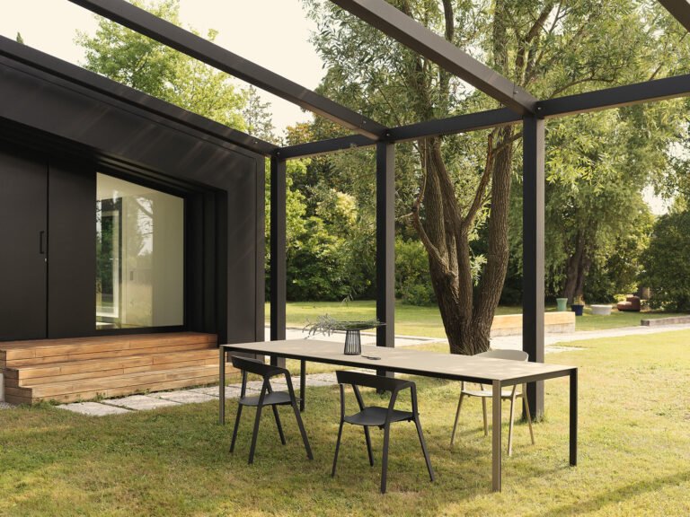 Thin-k tafel Kristalia