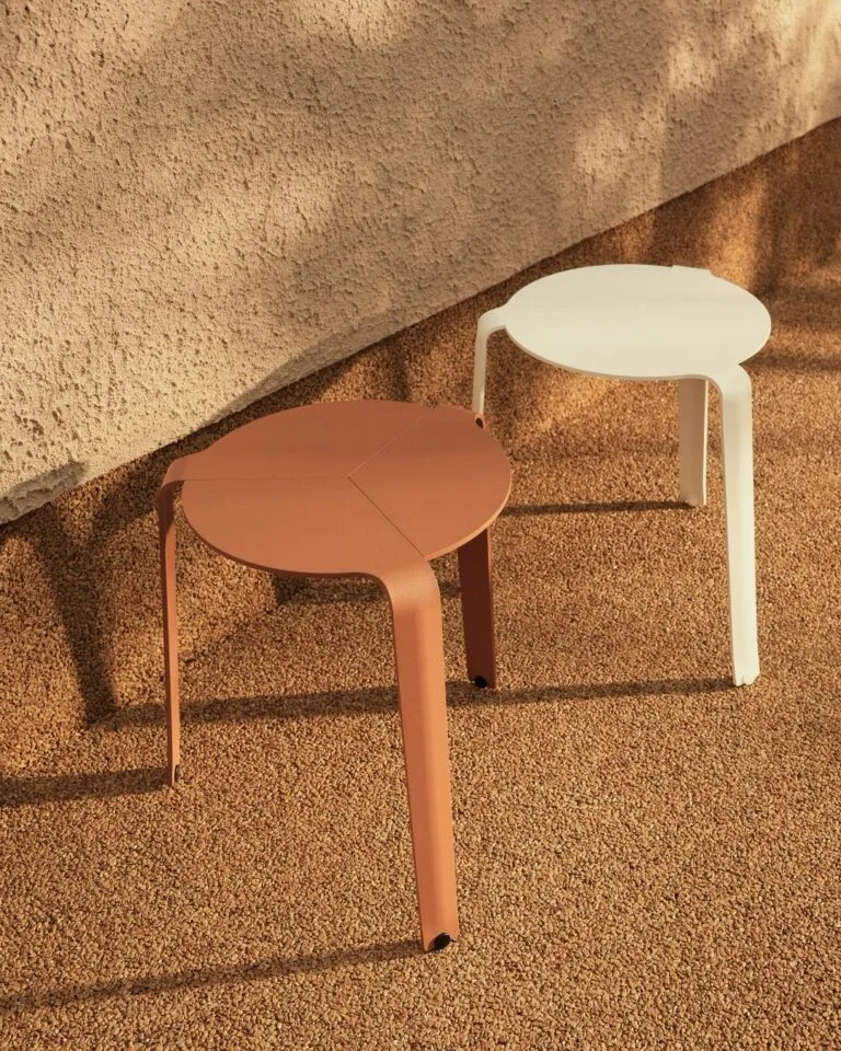 Palette, practical outdoor side tables
